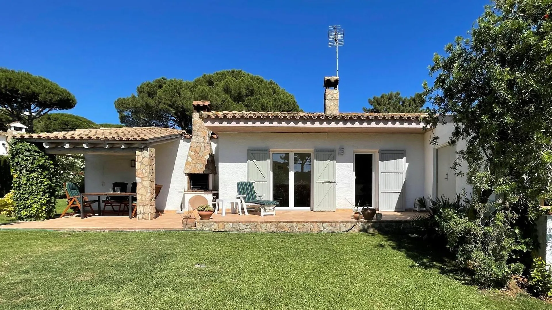 Villa Las Flores 3B Begur Spain